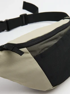 Cropp Plecaki, Nerki*Beżowa nerka z efektem reflective