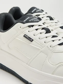 Cropp Sneakersy*Białe sneakersy z czarnymi elementami