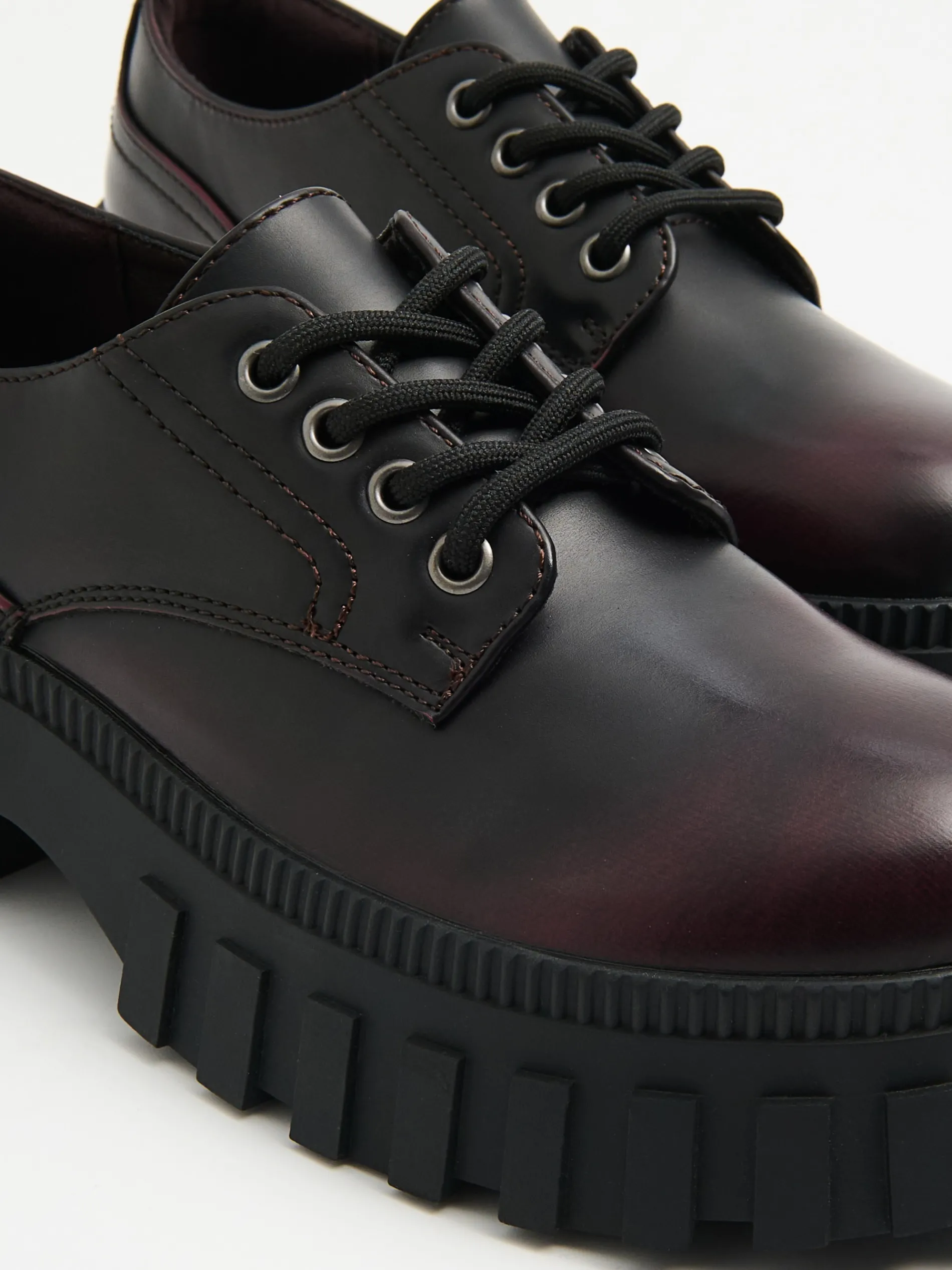 Cropp Półbuty*Bordowe półbuty derby