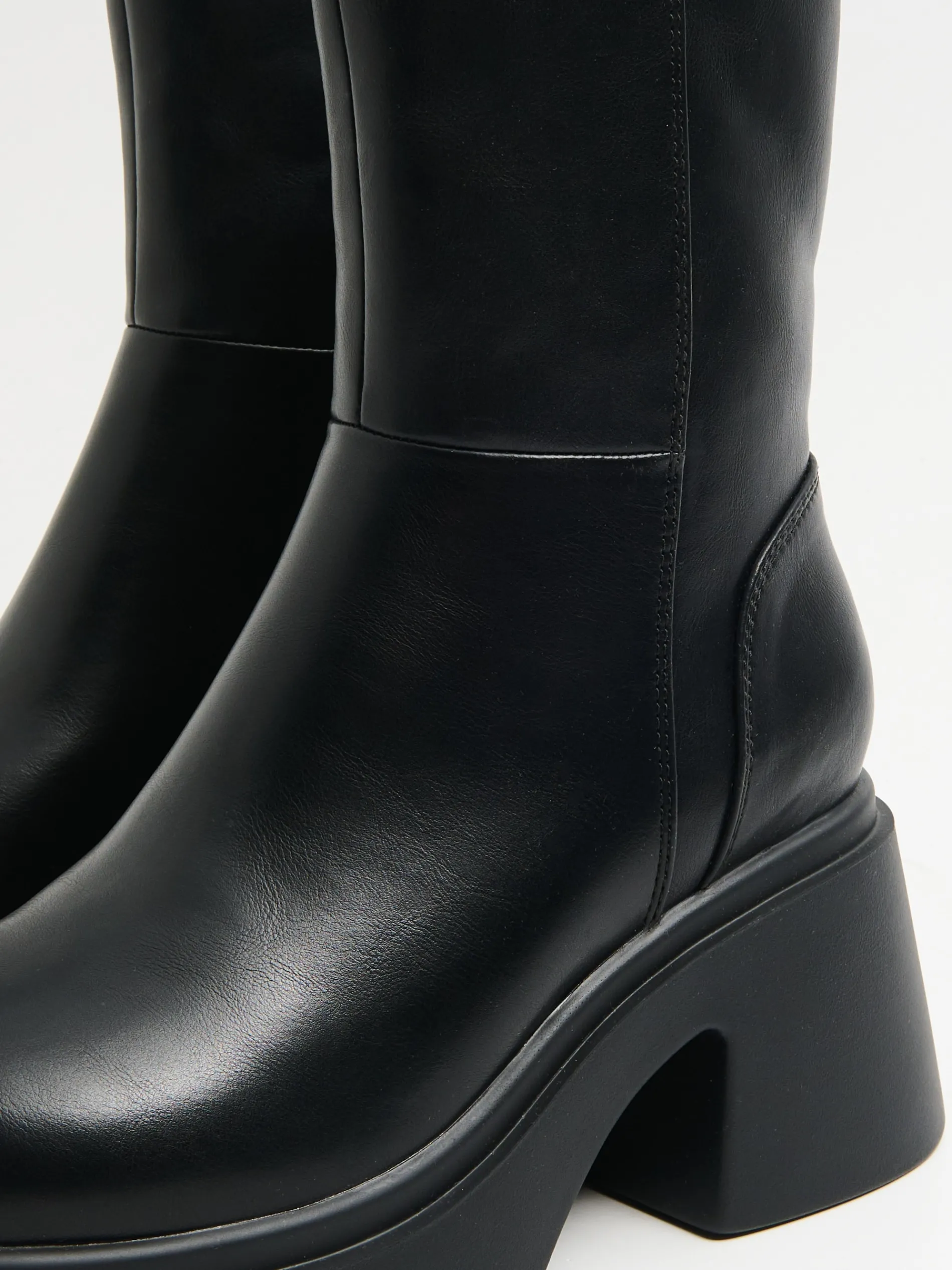 Cropp Botki, Trzewiki*Botki z imitacji skóry na słupku