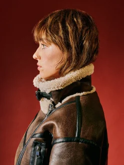 Cropp Kożuszki, Futerka|Kurtki, Płaszcze*Brązowa kurtka z imitacji skóry