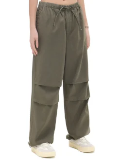 Cropp Jeansy*Ciemnozielone jeansy parachute