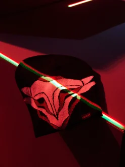 Cropp Czapki*Czapka beanie z nadrukiem Arcane