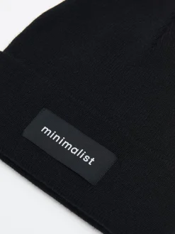 Cropp Czapki*Czarna czapka beanie z naszywką