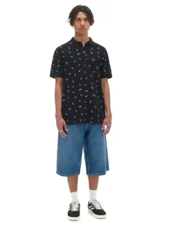 Cropp Koszulki*Czarna koszulka polo z nadrukami all over