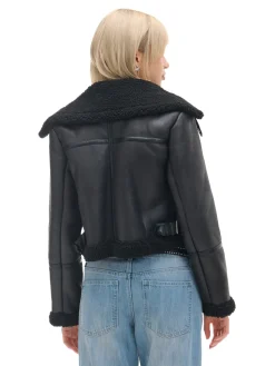 Cropp Kurtki, Płaszcze|Kożuszki, Futerka*Czarna kurtka biker z kożuchem