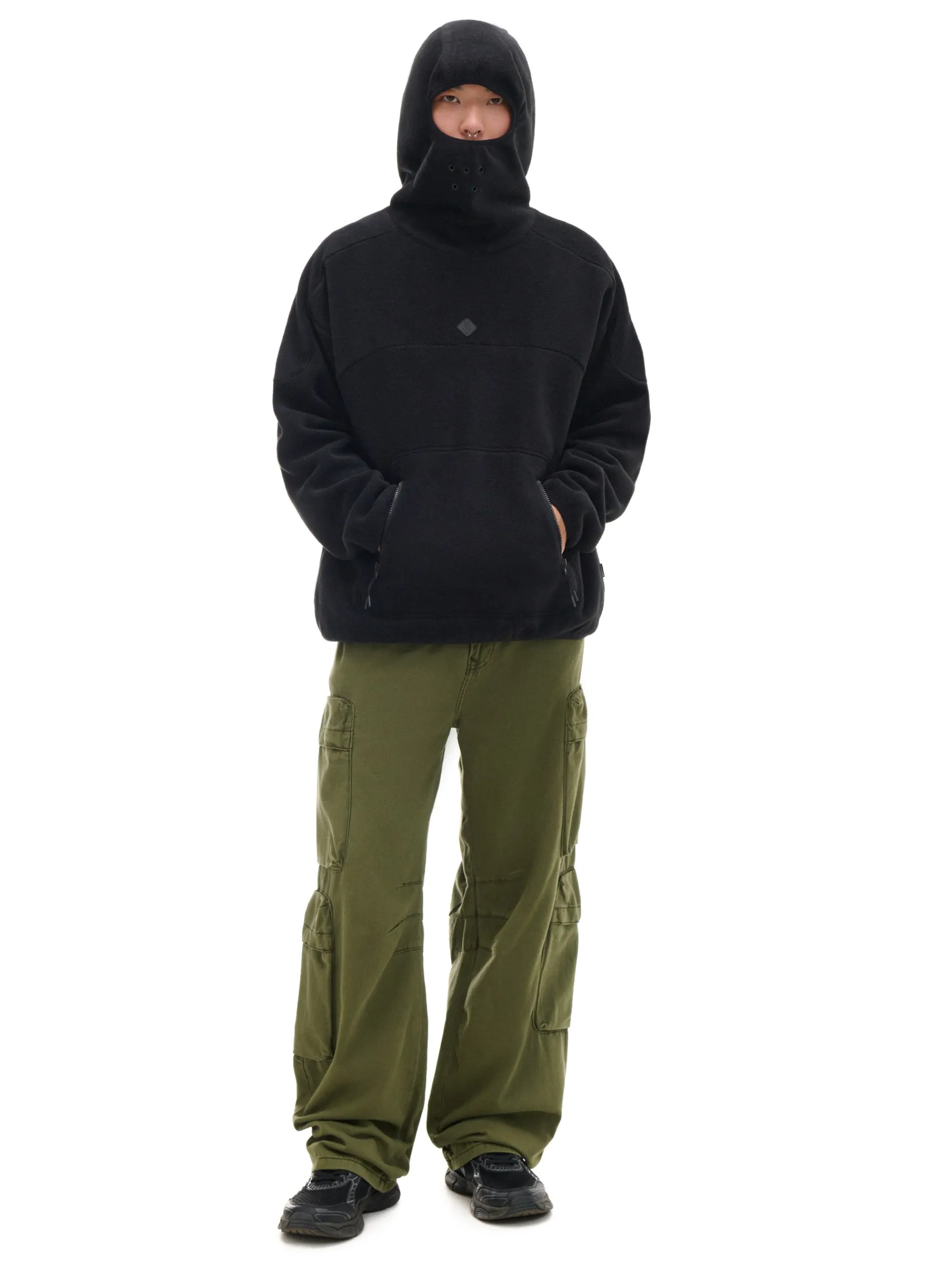 Cropp Bluzy*Czarna polarowa bluza z kapturem