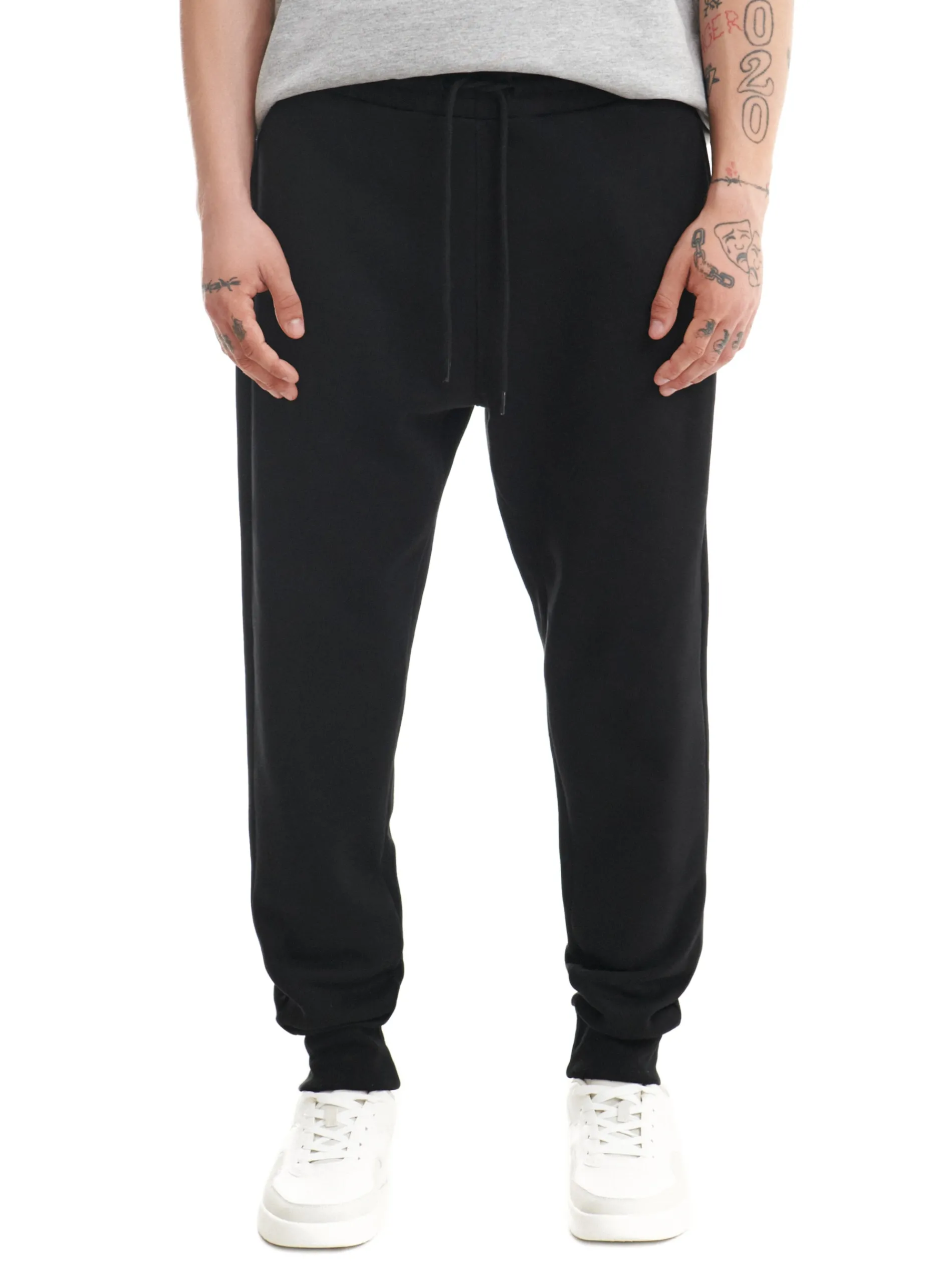 Cropp Spodnie*Czarne gładkie joggery regular