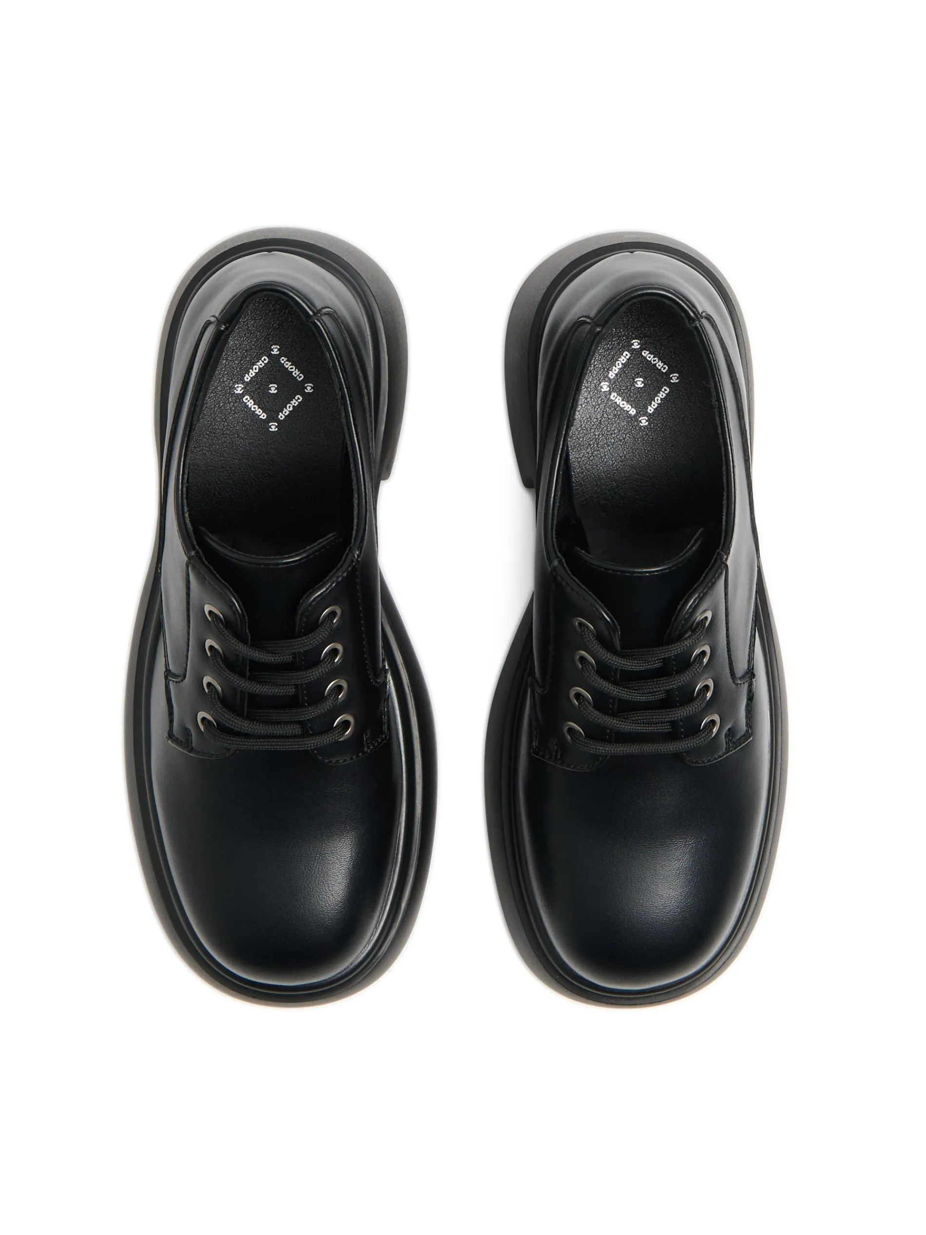 Cropp Półbuty*Czarne loafersy z imitacji skóry