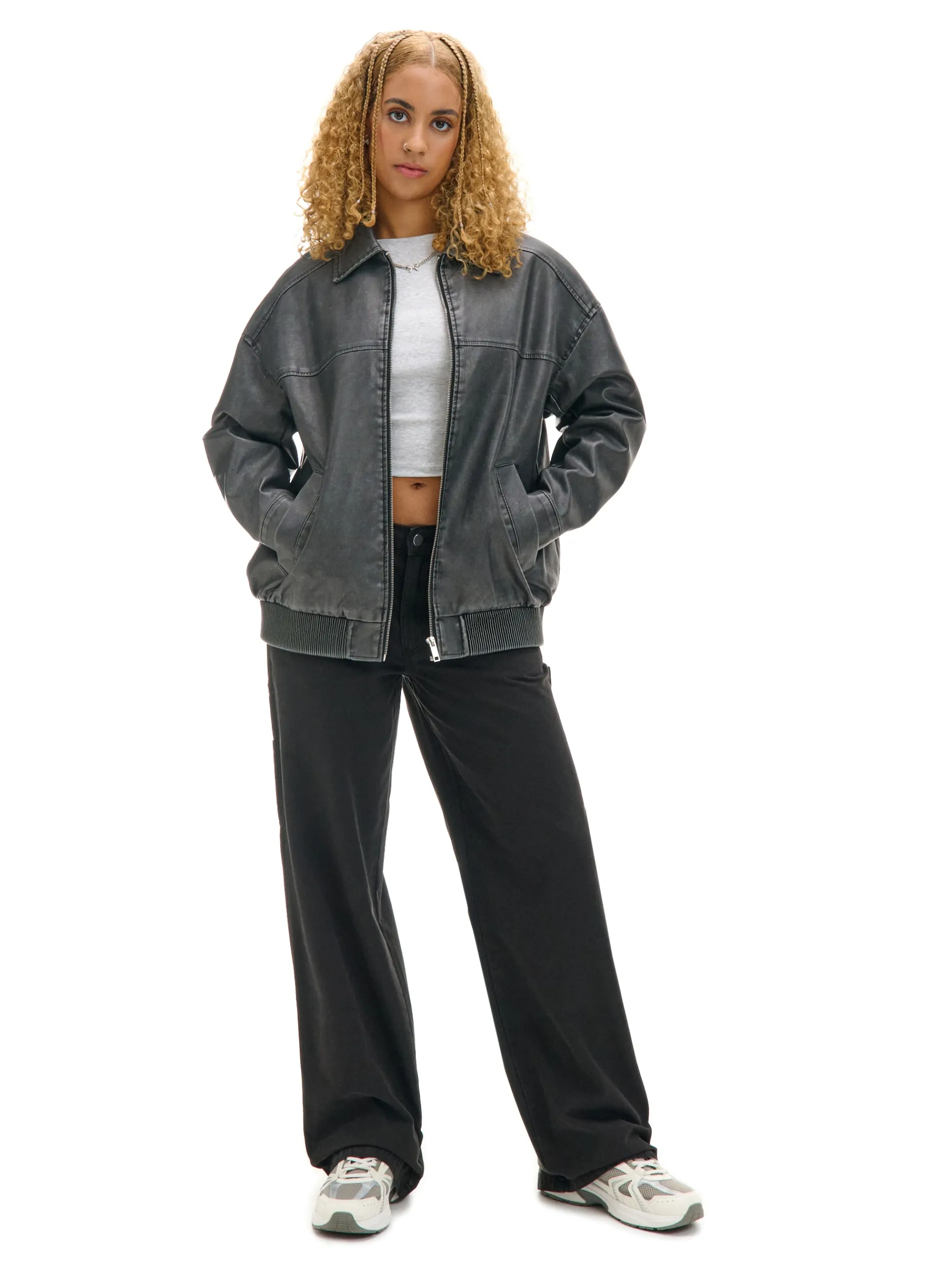 Cropp Spodnie*Czarne spodnie z wieloma kieszeniami