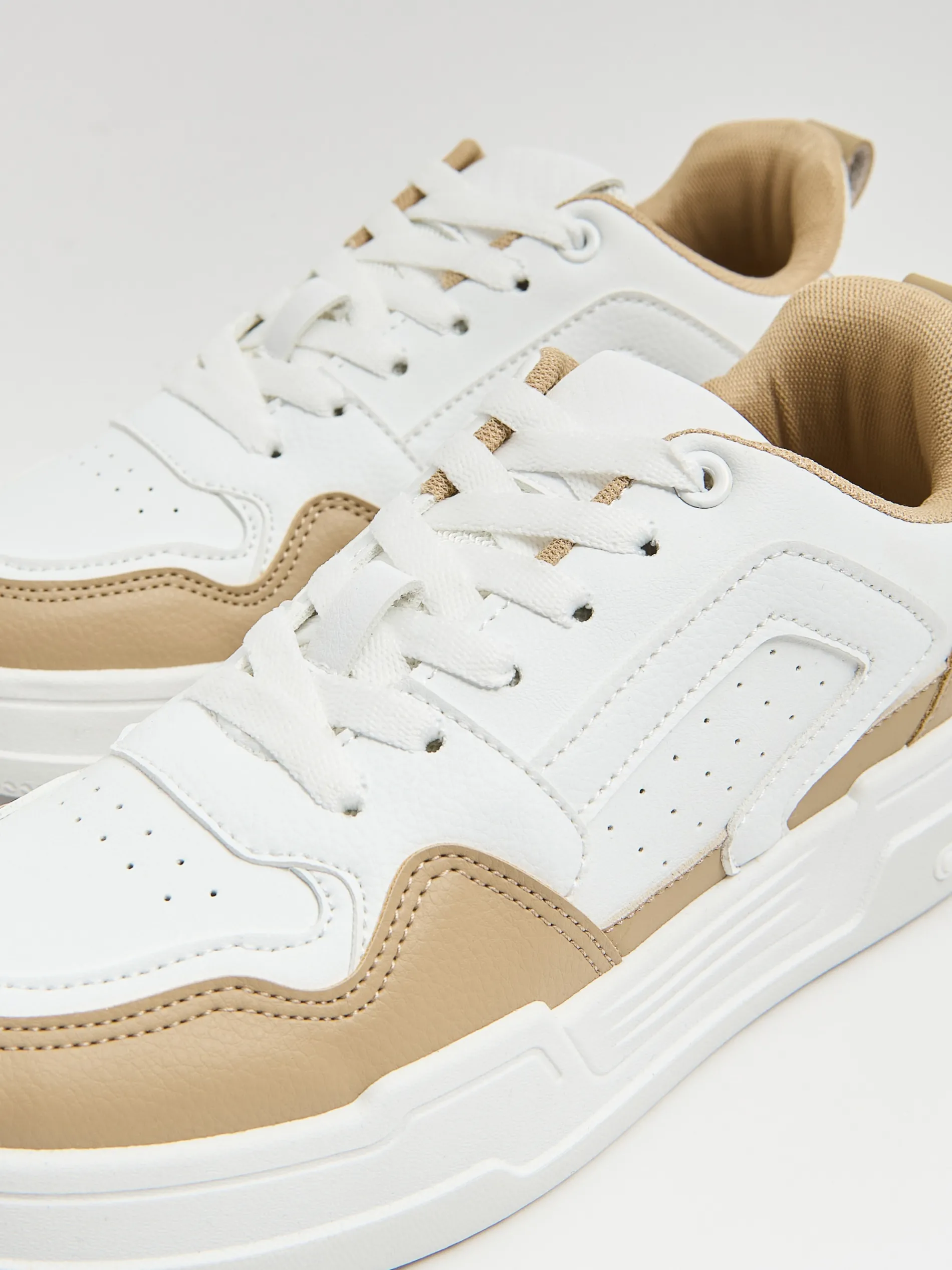 Cropp Sneakersy*Dwukolorowe sneakersy