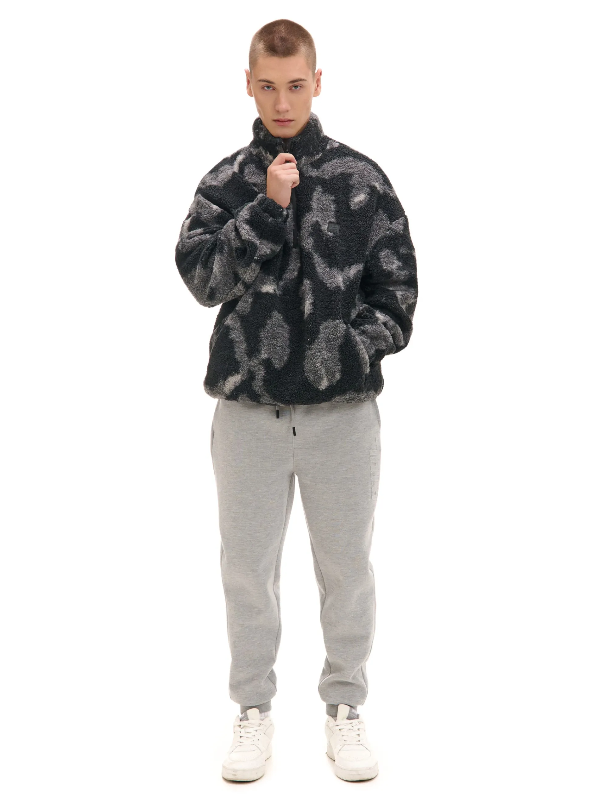 Cropp Spodnie*Jasnoszare dresowe joggery regular