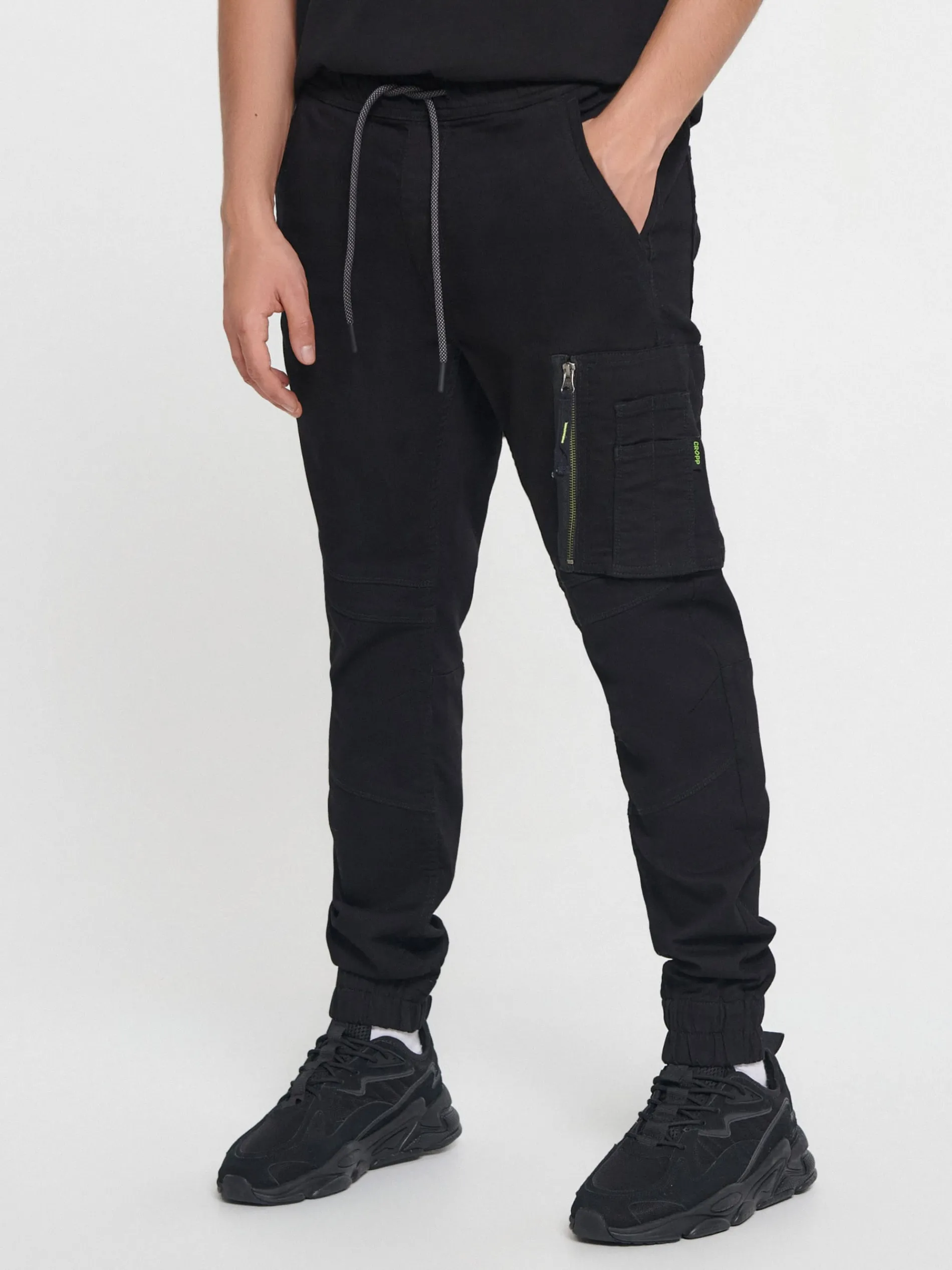 Cropp Jeansy*Jeansy jogger cargo