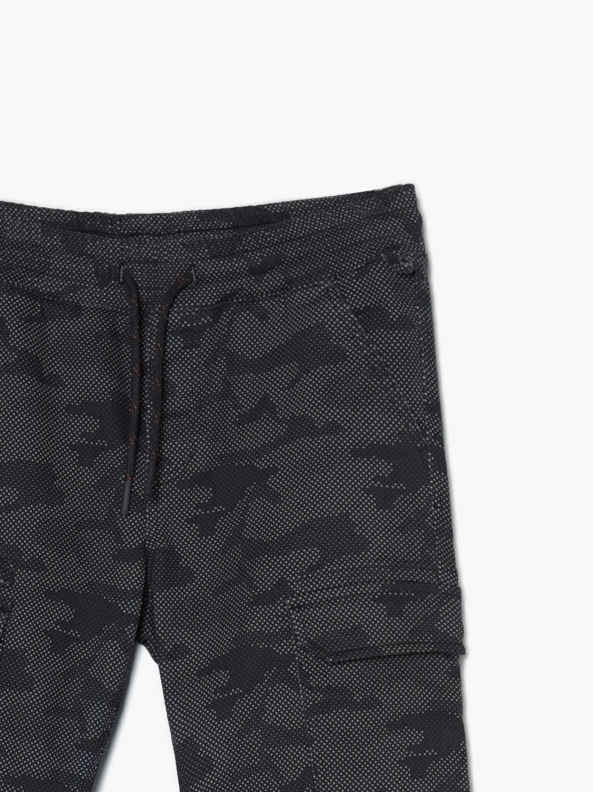 Cropp Spodnie*Joggery z kieszeniami cargo