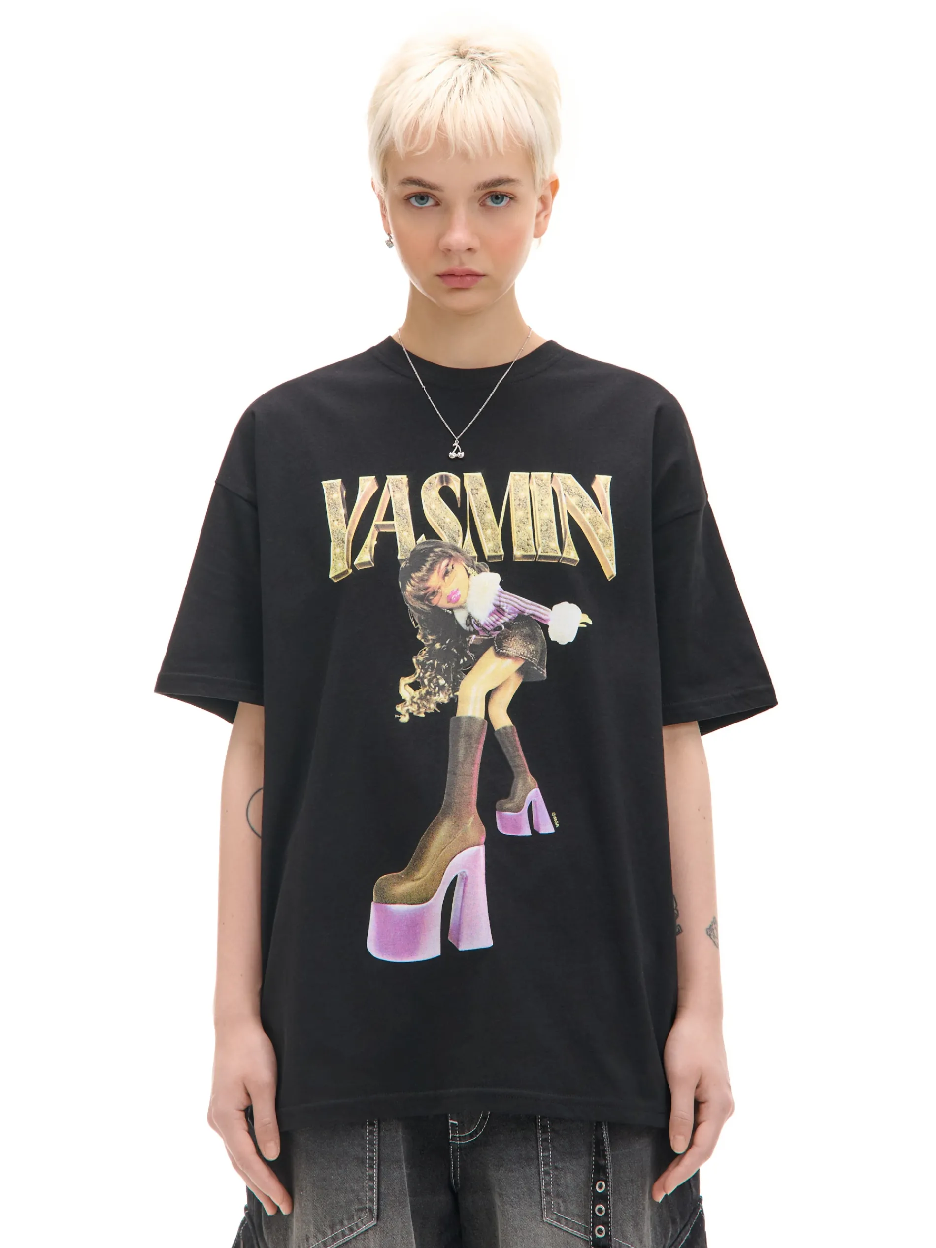 Cropp Koszulki, Topy*Koszulka oversize z nadrukiem Bratz