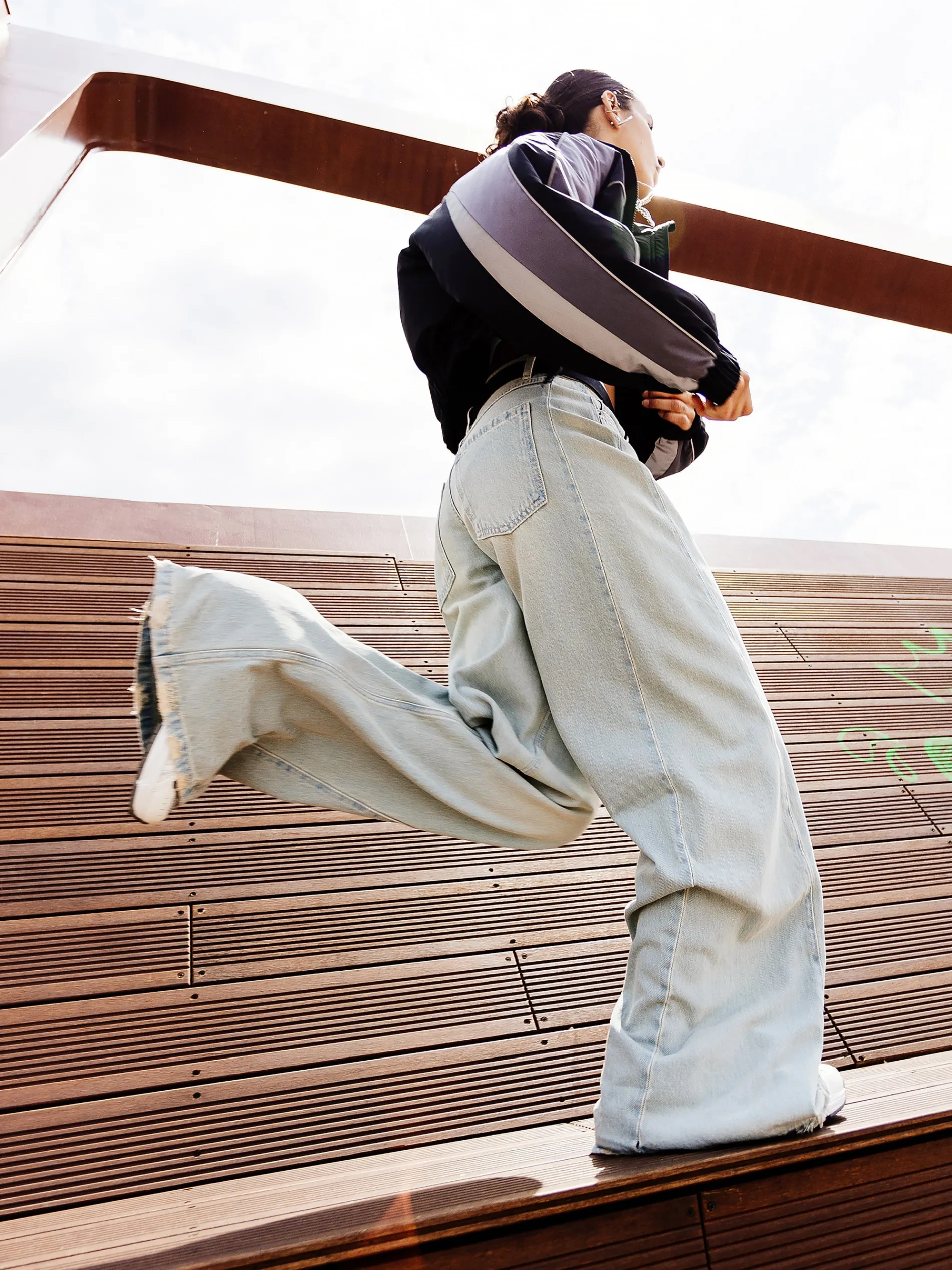 Cropp Sety*Krótka sportowa kurtka bomber