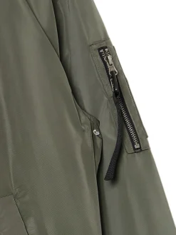 Cropp Kurtki, Płaszcze*Kurtka bomberka z kieszenią na rękawie