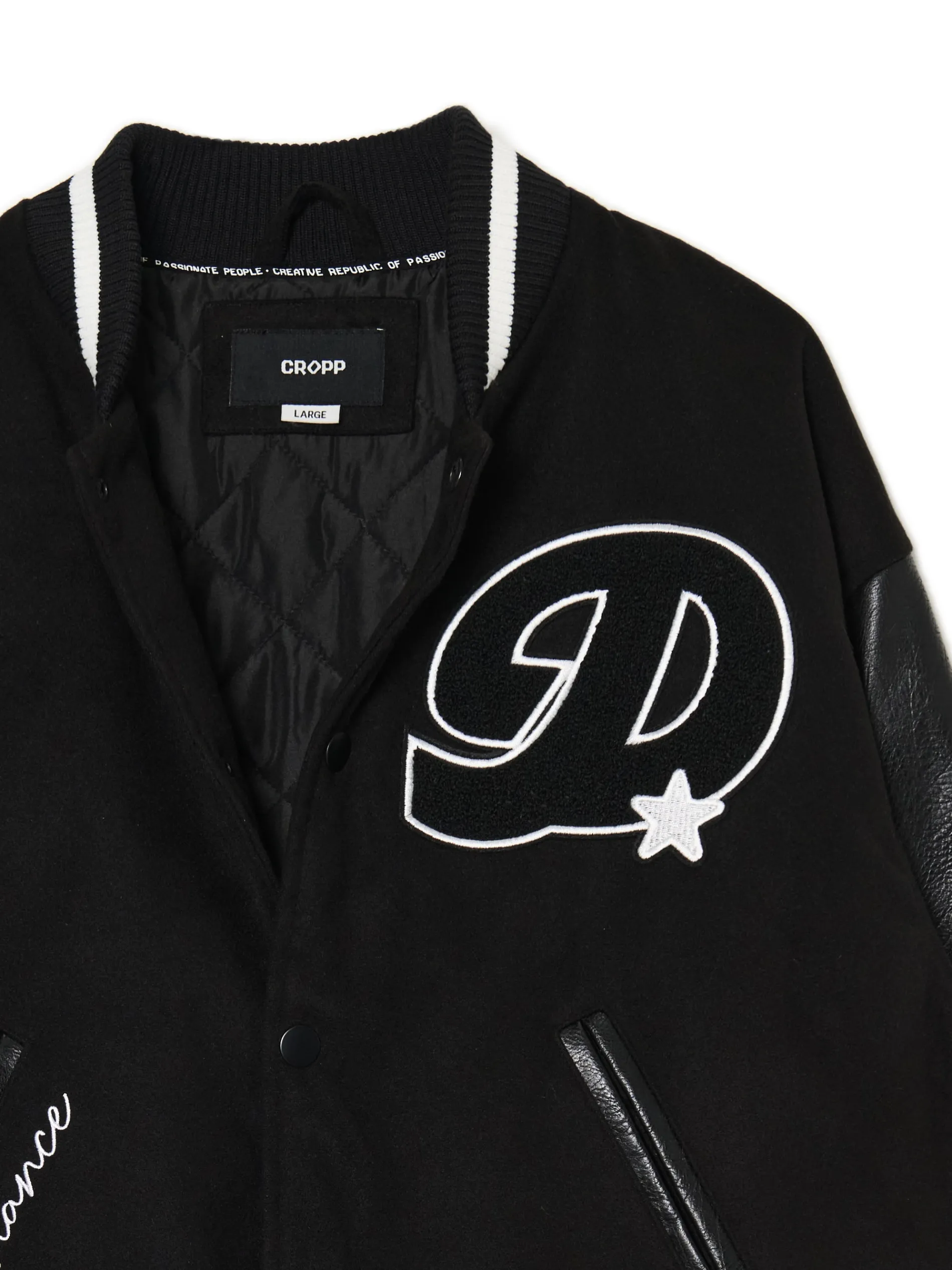 Cropp Kurtki, Płaszcze*Kurtka bomberka ze skórzanymi rękawami