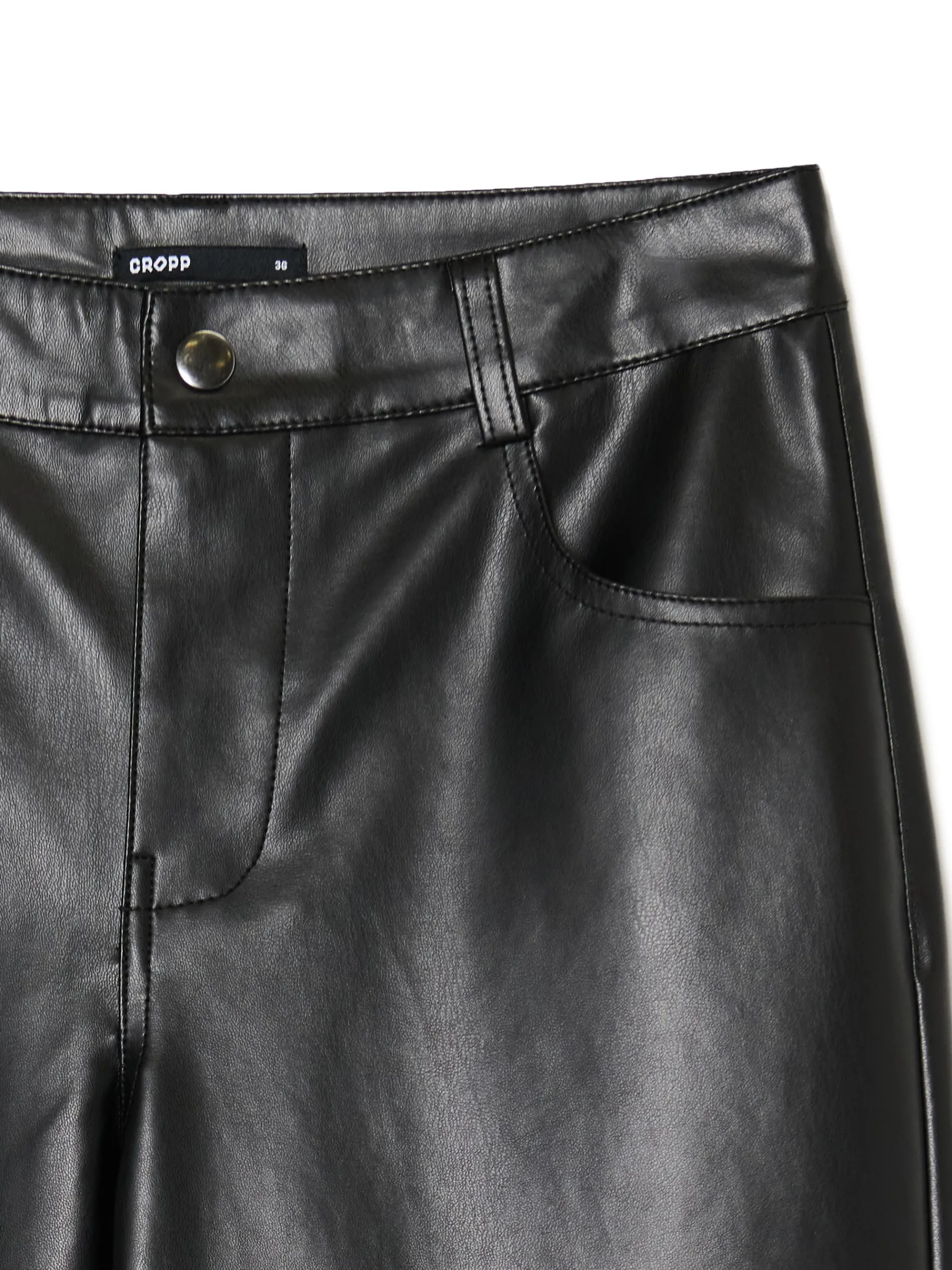 Cropp Spodnie*Spodnie straight z imitacji skóry