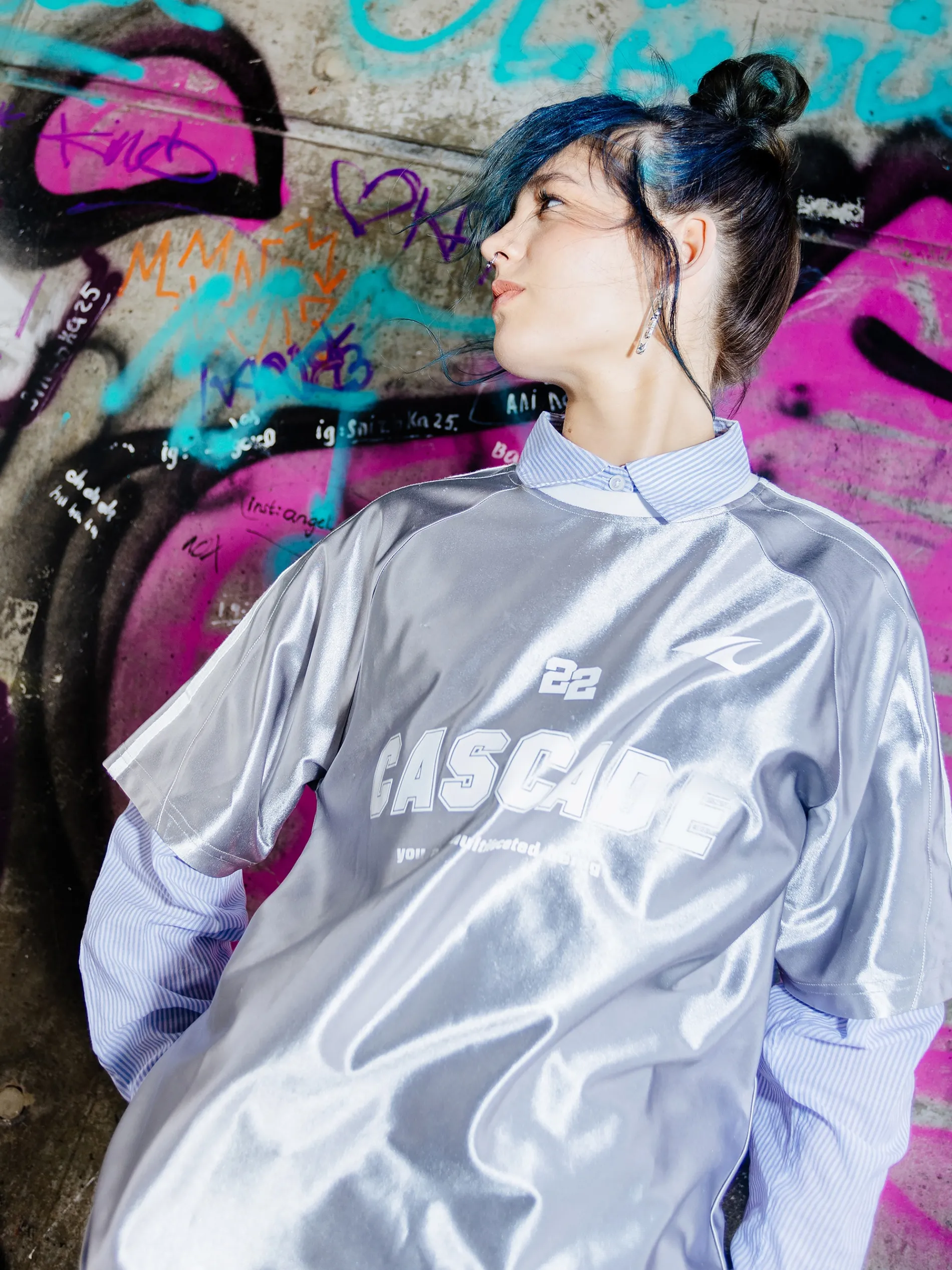 Cropp Unisex|Unisex*Srebrna koszulka z nadrukiem UNISEX