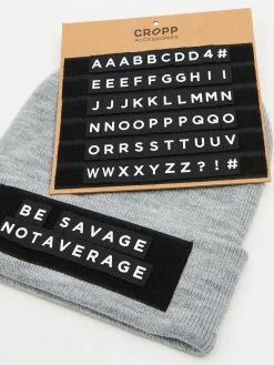 Cropp Czapki*Szara czapka z personalizowanym napisem