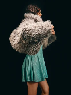 Cropp Kożuszki, Futerka|Kurtki, Płaszcze*Szara kurtka z imitacji futra