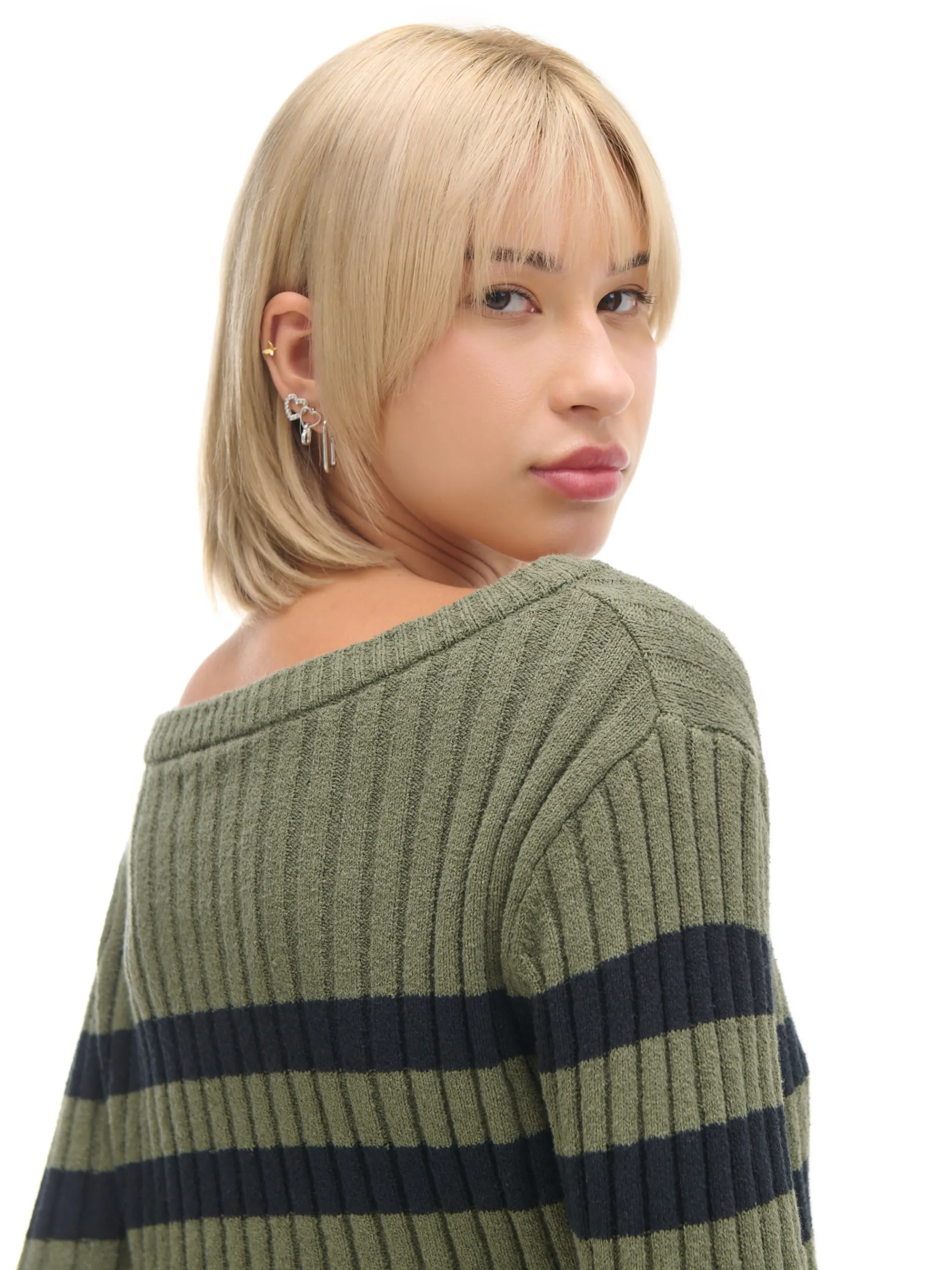 Cropp Swetry*sweter w czarne paski