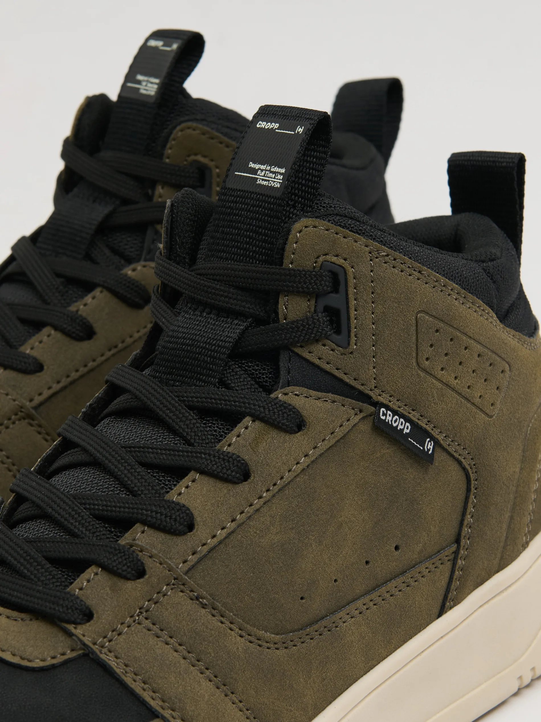 Cropp Sneakersy|Za Kostkę*Zimowe sneakersy za kostkę